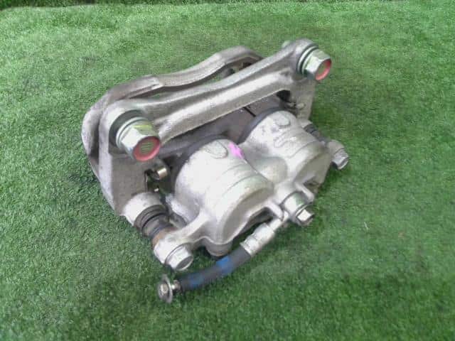 Front Left Caliper SUBARU Impreza 2017 DBA-GT7 — photo 4
