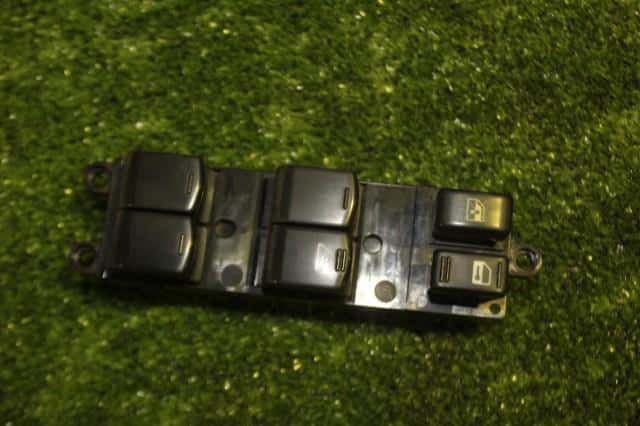 Power Window Switch NISSAN Tiida Latio 2008 DBA-SC11 — photo 1