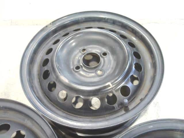 Wheel HONDA Fit 2011 DAA-GP1 — photo 2