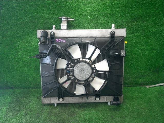 Radiator MAZDA Scrum 2012 EBD-DG64V — photo 1