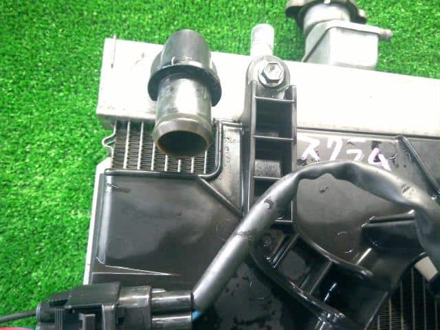 Radiator MAZDA Scrum 2012 EBD-DG64V — photo 2