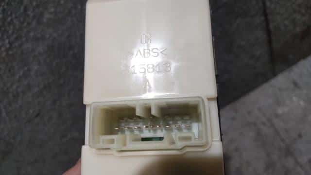 Power Window Switch DAIHATSU Tanto 2023 5BA-LA660S — photo 3