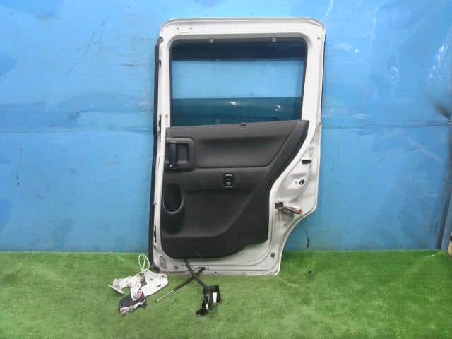 Rear Right Door Assembly SUZUKI Solio 2015 DAA-MA36S 6800281P00 — photo 5