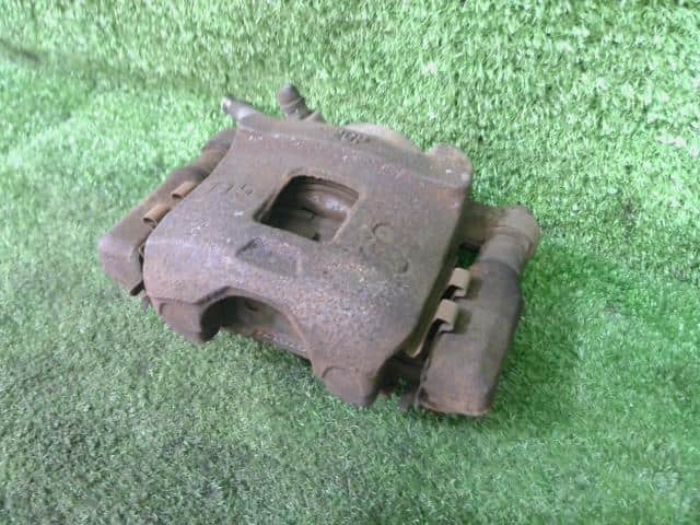 Front Right Caliper NISSAN Moco 2012 DBA-MG33 — photo 1