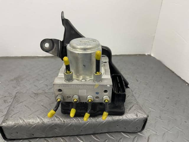 ABS Actuator HONDA Step Wagon 2012 DBA-RK5 — photo 1