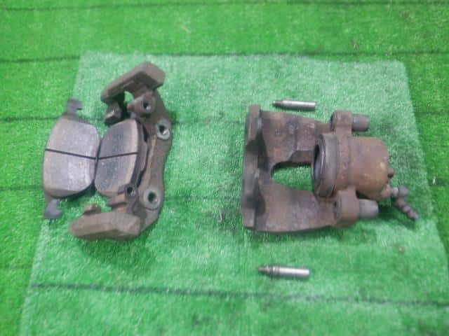 Front Right Caliper MAZDA Premacy 2013 DBA-CWEAW — photo 4