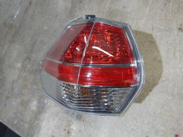 Left Tail Light NISSAN X-Trail 2015 DBA-NT32 — photo 1