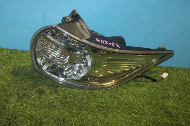 Right Tail Light MAZDA Biante 2010 DBA-CCEFW — photo 1