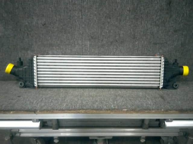 Intercooler NISSAN Skyline 2014 DBA-ZV37 — photo 2