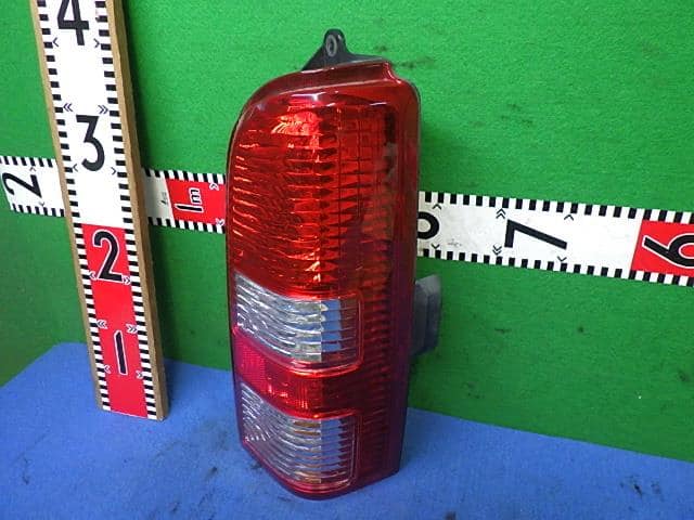 Right Tail Light SUZUKI Every 2005 GH-DA62W 3565063H00 — photo 2