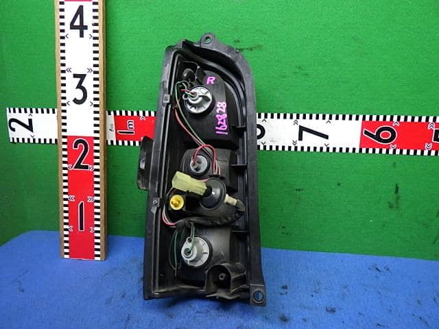 Right Tail Light SUZUKI Every 2005 GH-DA62W 3565063H00 — photo 4