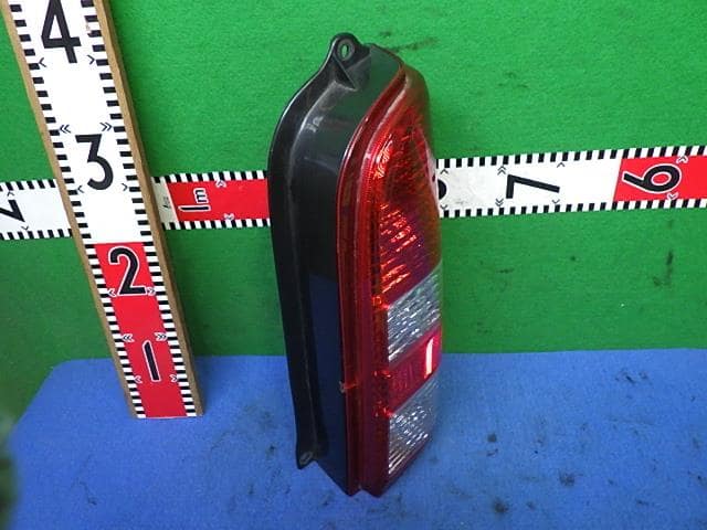 Right Tail Light SUZUKI Every 2005 GH-DA62W 3565063H00 — photo 3