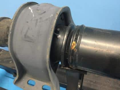 Propeller Shaft ISUZU ELF T*G-NKR 8980396571 — photo 3