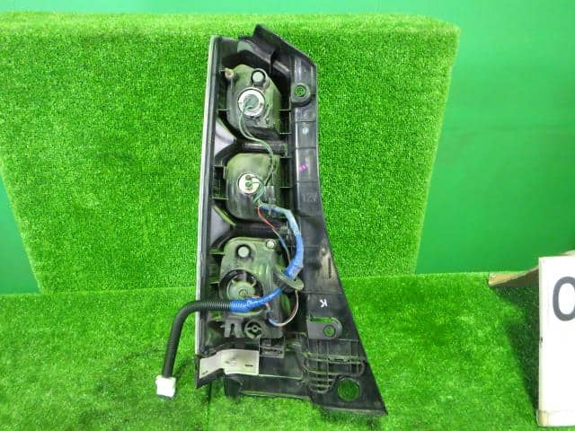Right Tail Light HONDA N BOX 2014 DBA-JF2 — photo 2
