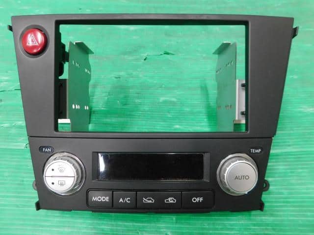 Cluster Panel SUBARU Legacy 2006 CBA-BP5 — photo 3