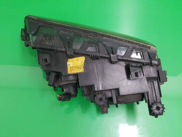 Right Headlight BMW 1999 — photo 4