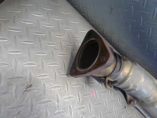 Front Exhaust Pipe SUBARU Exiga 2012 DBA-YA4 44620AC020 — photo 3