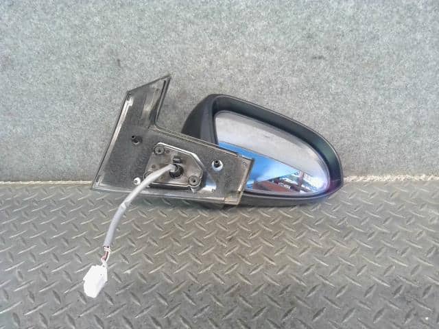Right Side Mirror TOYOTA Aqua 2014 DAA-NHP10 — photo 5