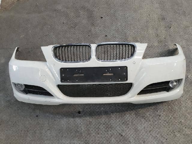 Front Bumper BMW 2012 — photo 1