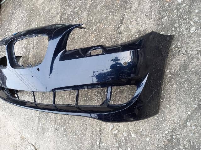Front Bumper BMW 2011 — photo 3