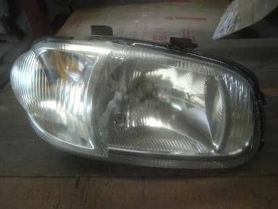 Right Headlight SUZUKI Alto 2002 LE-HA23V 3512084G00 — photo 1