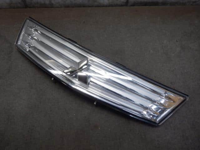 Radiator Grille MITSUBISHI Delica D2 2012 DBA-MB15S — photo 4