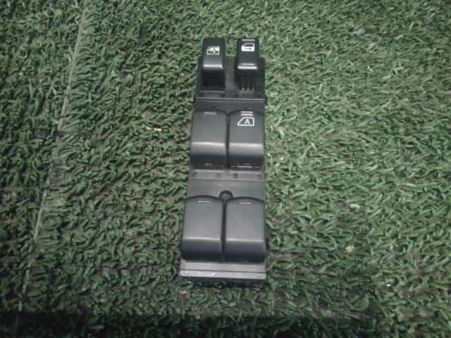Power Window Switch NISSAN X-Trail 2009 DBA-NT31 — photo 1