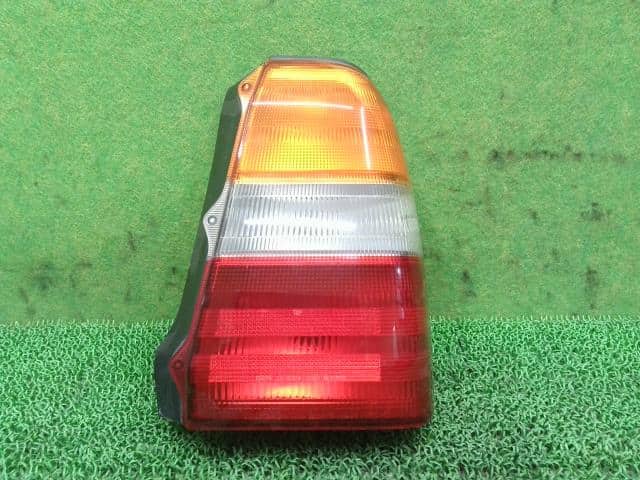 Right Tail Light TOYOTA Comfort 2014 DBA-TSS11 — photo 1