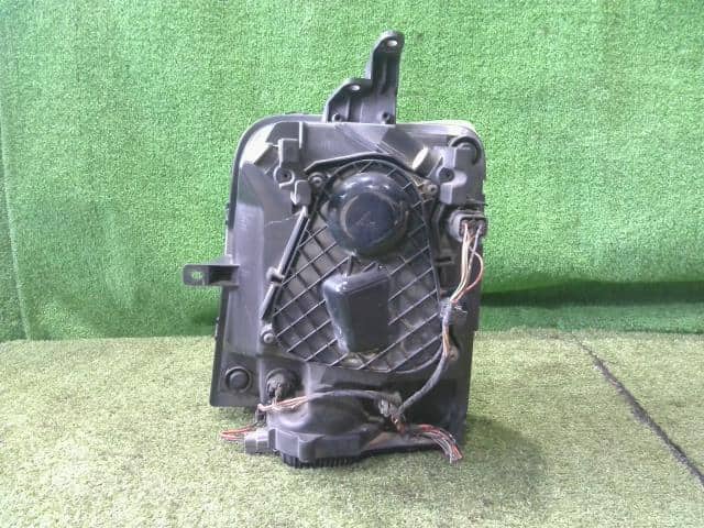 Right Headlight SUZUKI Every 2007 ABA-DA64W — photo 2