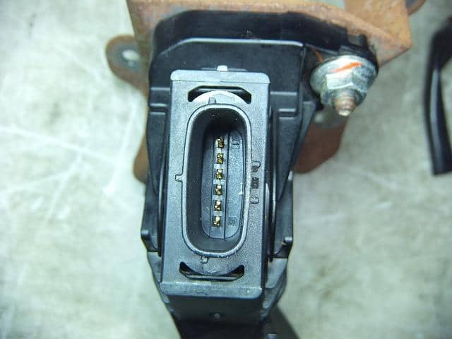 Pedal NISSAN Nv100 clipper 2018 HBD-DR17 — photo 7
