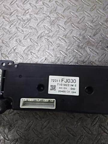 A/C Control Panel SUBARU Impreza 2012 DBA-GP7 — photo 3
