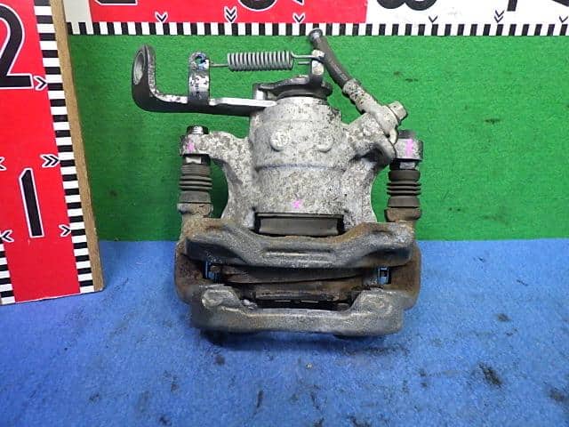 Rear Right Caliper MAZDA Axela 2014 DBA-BM5AS B4Y72698ZD — photo 4