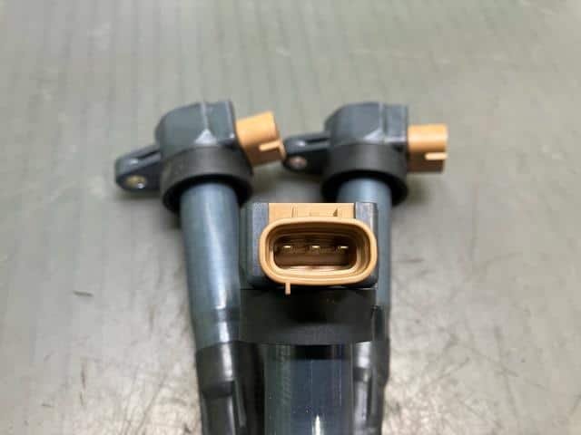 Ignition Coil SUZUKI Carry 2010 EBD-DA65T — photo 3