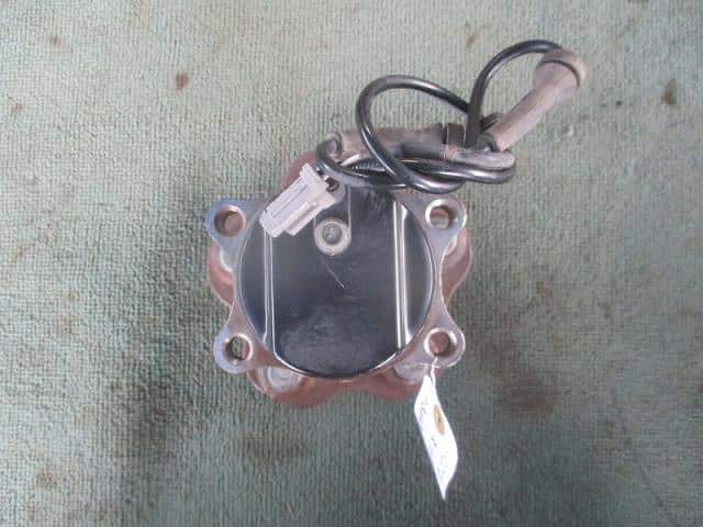 Rear Wheel Hub NISSAN Serena 2007 DBA-CC25 — photo 1