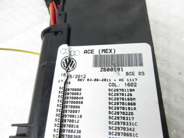 Fuse Box VOLKSWAGEN The Beetle 2012 DBA-16CBZ Z600S01 — photo 7