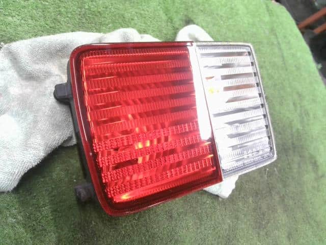 Left Tail Light MITSUBISHI Minicab 2015 HBD-DS17 — photo 3