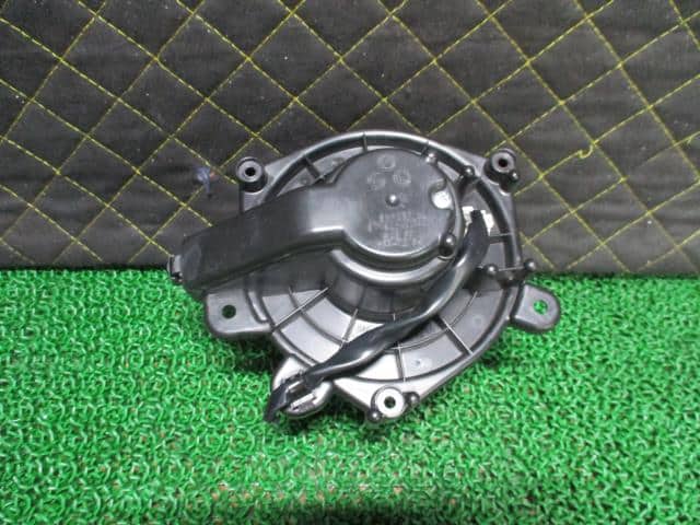 Blower Motor SUZUKI Every 2014 HBD-DA64V 7425082K02 — photo 1