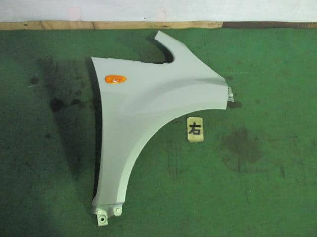 Right Fender Panel MITSUBISHI i 2006 CBA-HA1W — photo 1