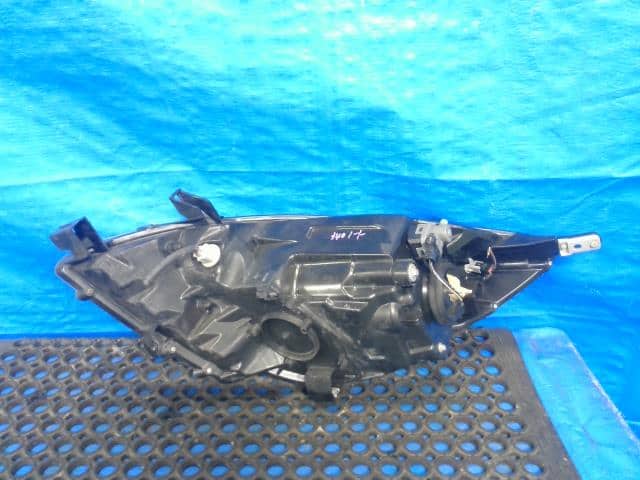 Right Headlight NISSAN Note 2011 CBA-ZE11 — photo 2