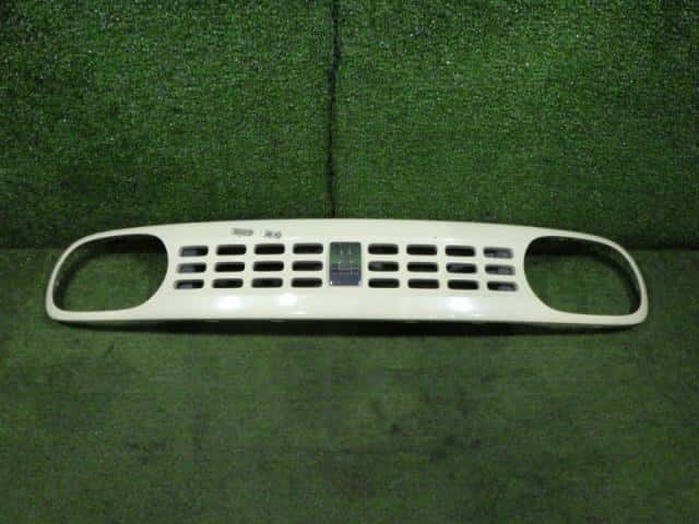 Radiator Grille SUZUKI Lapin 2010 DBA-HE22S 7174185K00 — photo 1