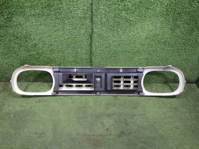 Radiator Grille SUZUKI Lapin 2010 DBA-HE22S 7174185K00 — photo 2