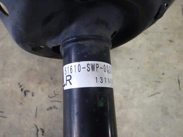 Front Right Strut HONDA Freed 2013 DAA-GP3 — photo 2