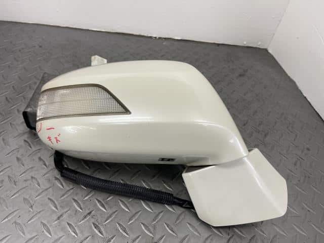 Right Side Mirror HONDA Freed 2011 DAA-GP3 — photo 1