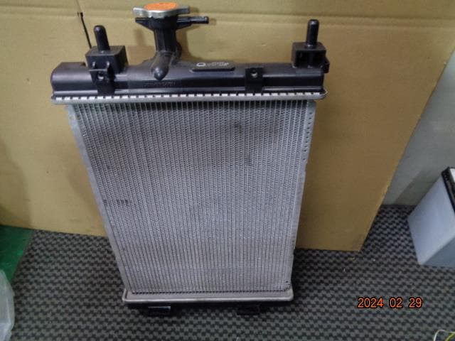 Radiator DAIHATSU Mira 2007 DBA-L275S — photo 2