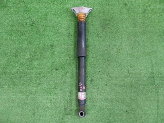 Rear Left Shock Absorber MAZDA Atenza 2013 DBA-GJEFP GHY928910A — photo 2