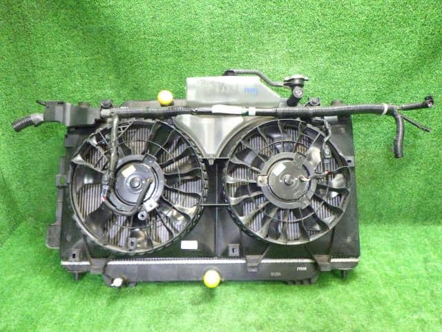 Radiator MAZDA Axela 2018 DBA-BM5AS PE2015200 — photo 2