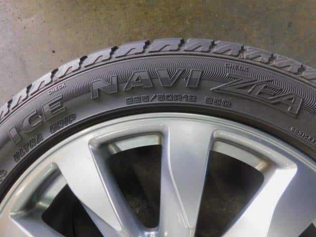 Tire/Wheel Assembly HONDA CR-V DBA-RE4 — photo 4