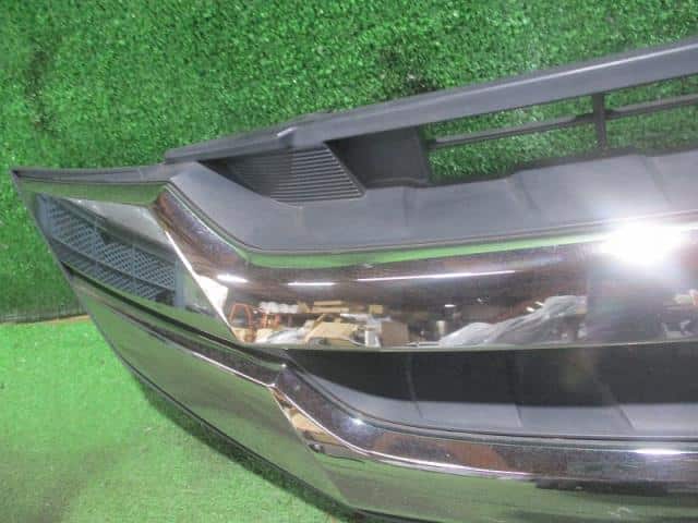 Radiator Grille HONDA Step Wagon 2007 DBA-RG1 — photo 4