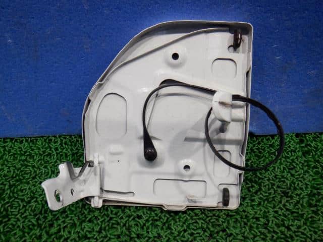 Fuel Filler Lid MAZDA Scrum 2012 EBD-DG64V — photo 4