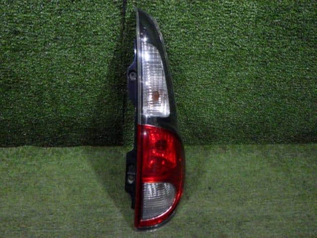 Right Tail Light NISSAN Moco 2012 DBA-MG33 — photo 3